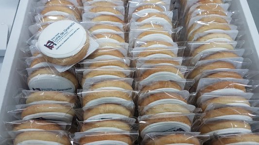 4cm - Galletas personalizadas de circulo de 4cm de diametro con impresion en Papel de Azúcar y fondant
